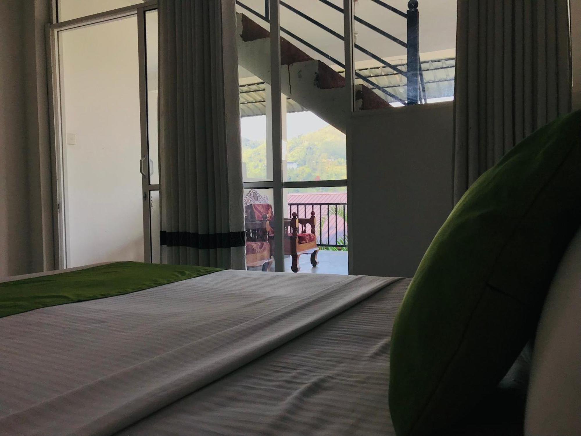 Jayamali Homestay Ella Bagian luar foto