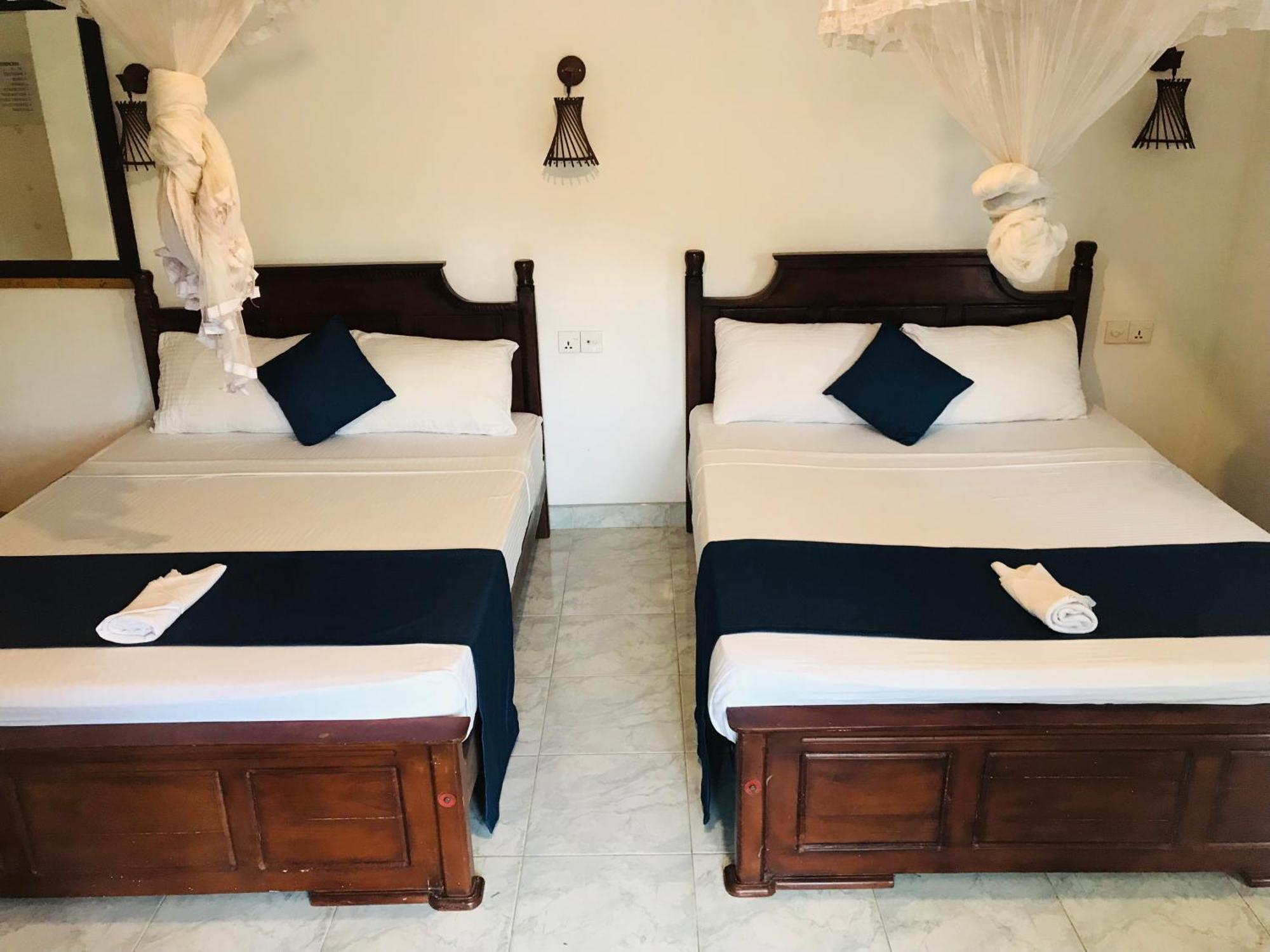 Jayamali Homestay Ella Bagian luar foto